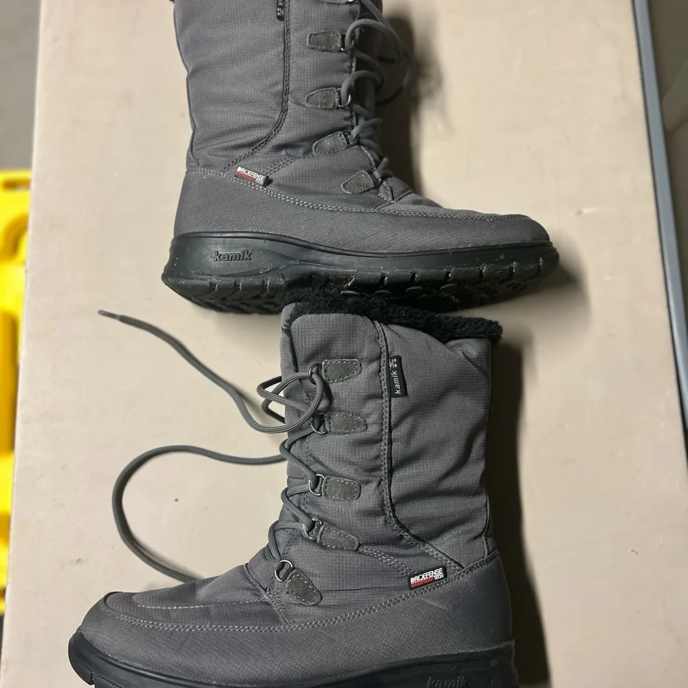 Kamik Women’s Snowboots Brooklyn Size 10 - Picture 1 of 7